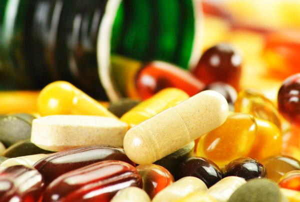 7 Harmful Effects of Vitamin Supplements on Your Body